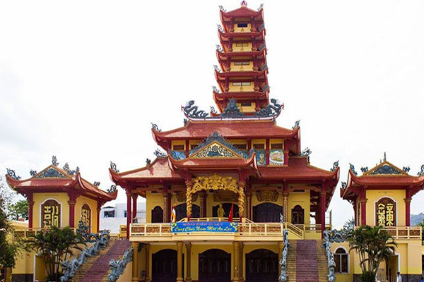 Long-Khanh-pagoda