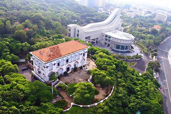 White-Palace-in-Vung-tau